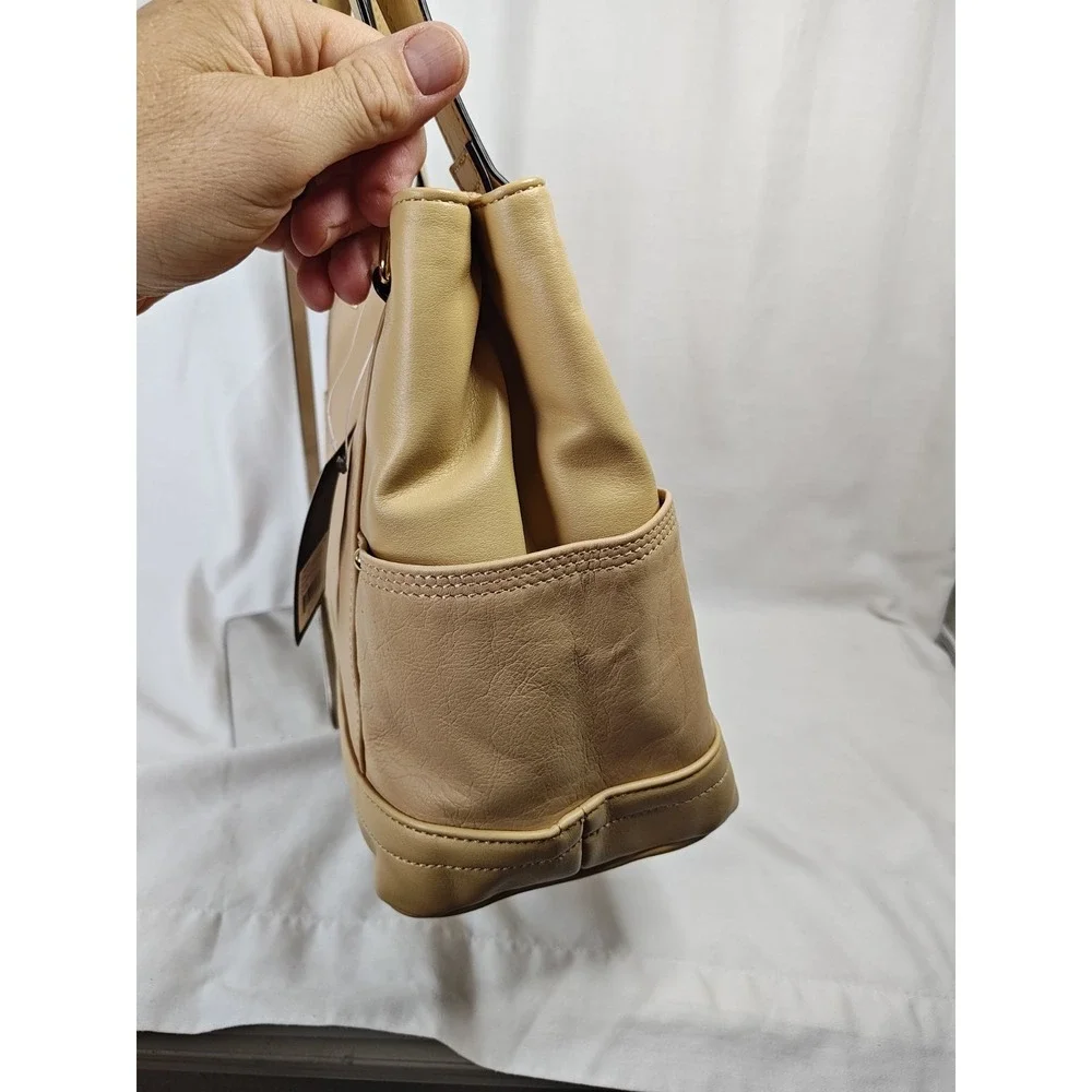 Tignanello Pretty Pockets Shopper Womens Luxury Leather Purse Tote Bag Dune NWT